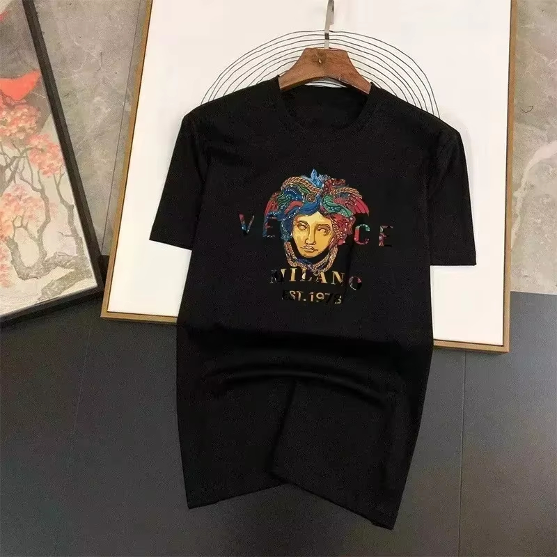 Streetwear Brand Aesthetic - Футболка премиум-класса с классическим мифологическим дизайном