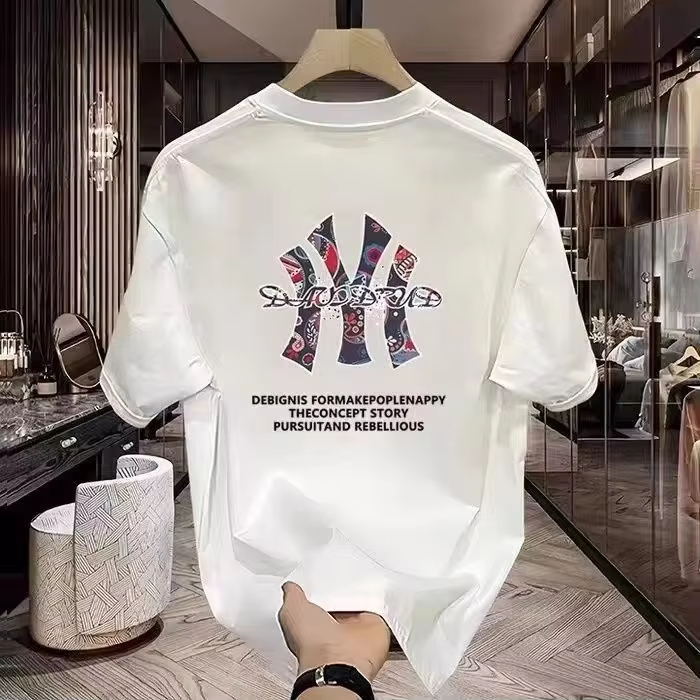 Футболка с классическим логоти – обзор и цена Streetwear Brand With A Logo